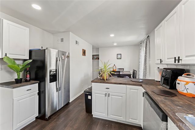 1630 Falke Drive, Dayton, OH 45432