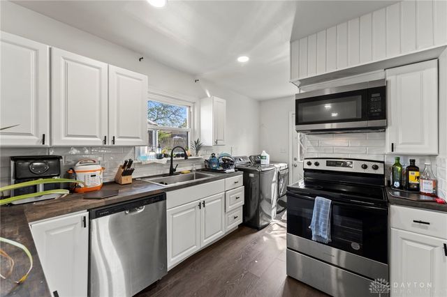 1630 Falke Drive, Dayton, OH 45432