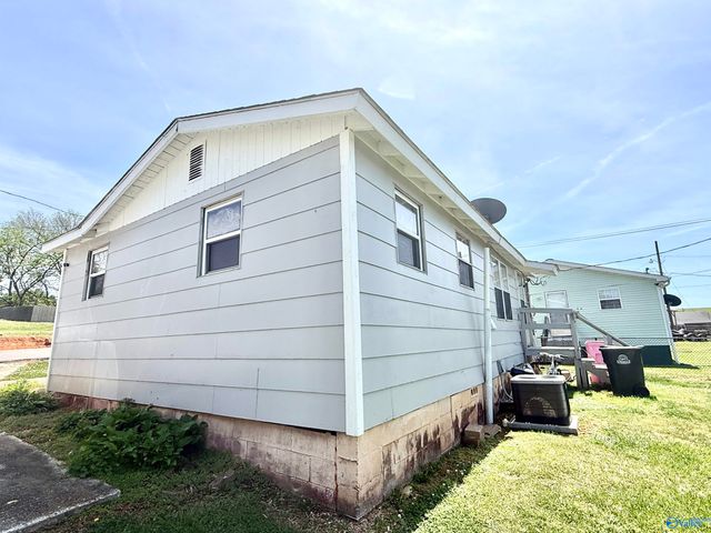 2108 Luke Street, Athens, AL 35611