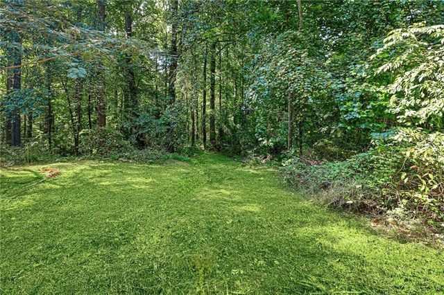 88 Tanners Bridge Road, Bethlehem, GA 30620