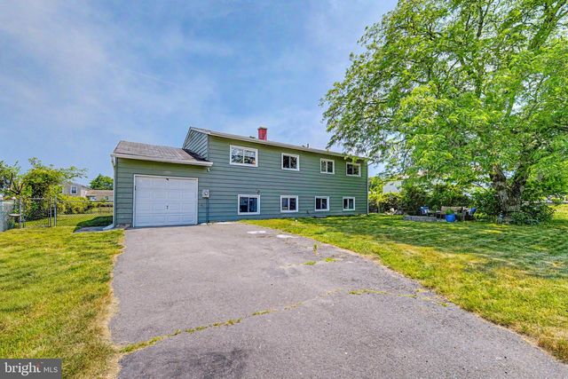 233 PURDUE AVE, Pemberton, NJ 08068