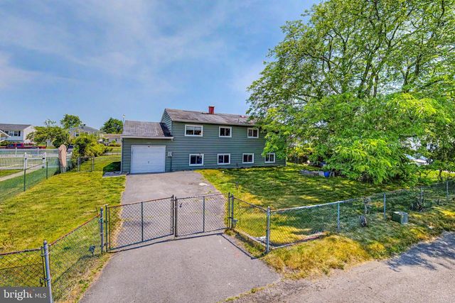 233 PURDUE AVE, Pemberton, NJ 08068