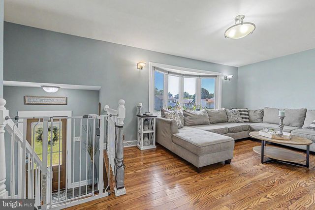 233 PURDUE AVE, Pemberton, NJ 08068