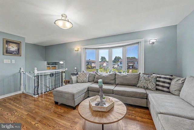 233 PURDUE AVE, Pemberton, NJ 08068