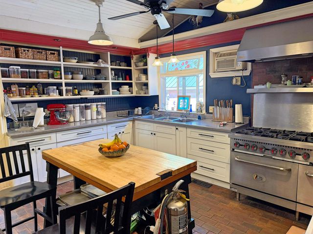 307 W Washington St., Mountain View, AR 72560