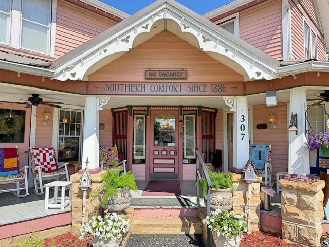 307 W Washington St., Mountain View, AR 72560