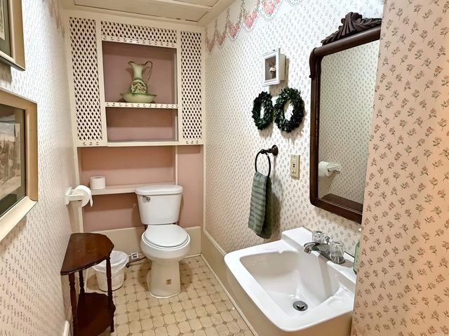 307 W Washington St., Mountain View, AR 72560