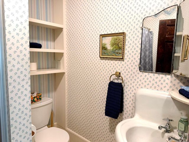 307 W Washington St., Mountain View, AR 72560