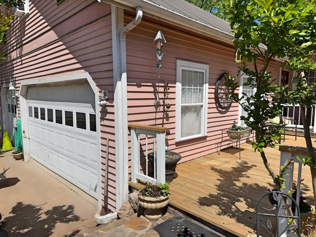 307 W Washington St., Mountain View, AR 72560