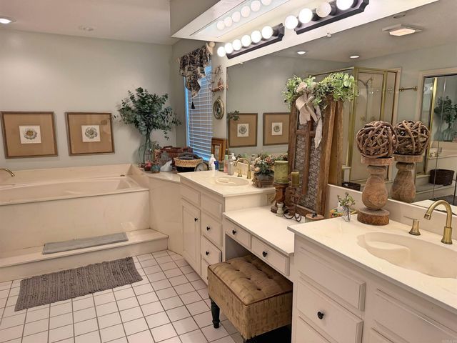 307 W Washington St., Mountain View, AR 72560