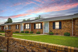 1544 Jessee Street, Y, Kingsport, TN 37664