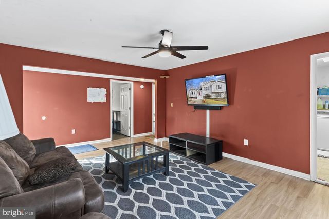 366 MEDALLION DR, Prince Frederick, MD 20678