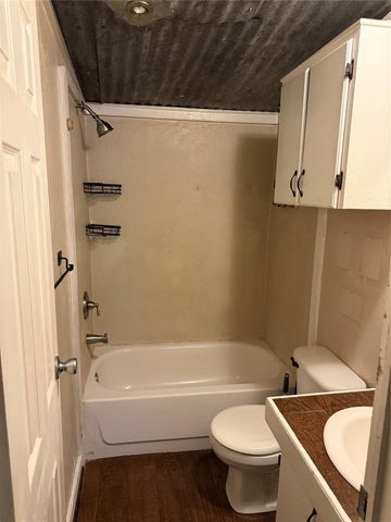 2611 Lilac Street, Pasadena, TX 77503