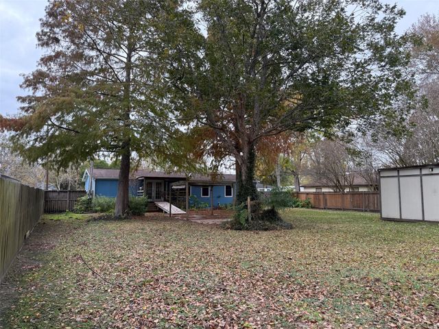 2611 Lilac Street, Pasadena, TX 77503