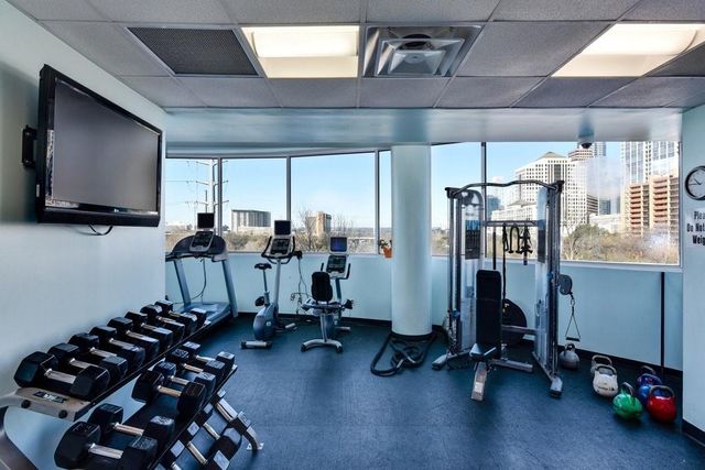 603 Davis ST 2108, Austin, TX 78701