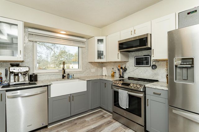 2302 Pearl Court SE, Rochester, MN 55904