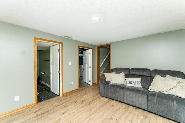 2302 Pearl Court SE, Rochester, MN 55904