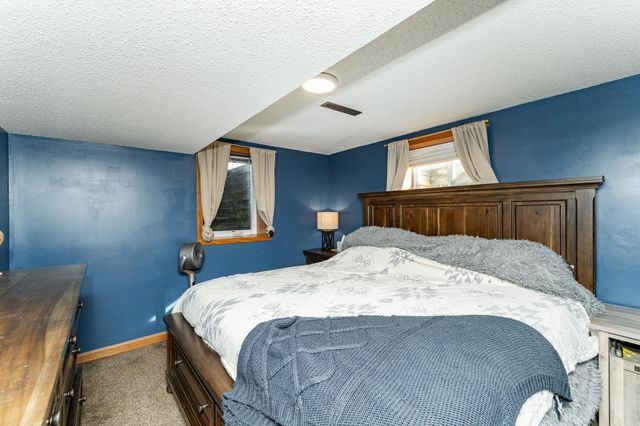 2302 Pearl Court SE, Rochester, MN 55904