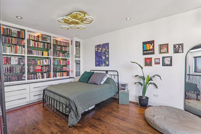 1608 S Throop Street, Chicago, IL 60608