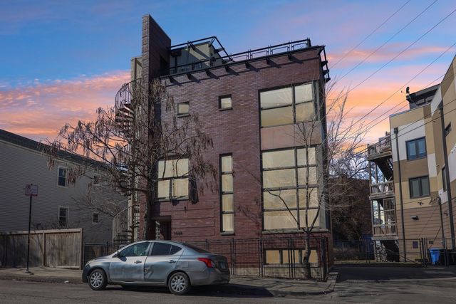 1608 S Throop Street, Chicago, IL 60608