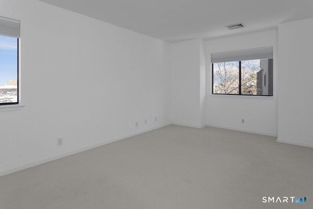 455 Hope Street APT 4B, Stamford, CT 06906