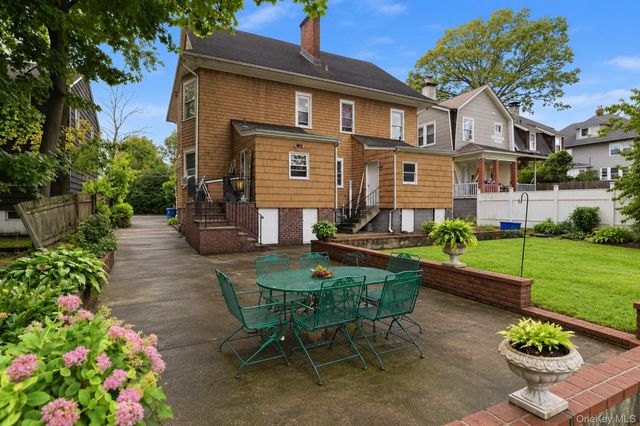 82 Quinby Avenue, White Plains, NY 10606