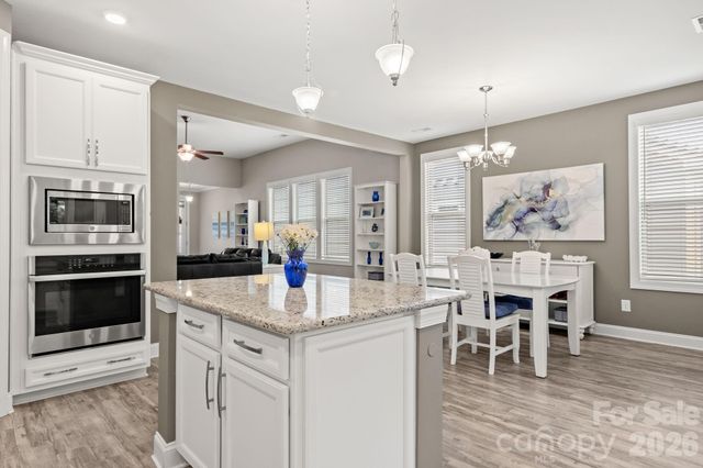 8416 Festival Way, Charlotte, NC 28215
