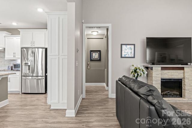 8416 Festival Way, Charlotte, NC 28215