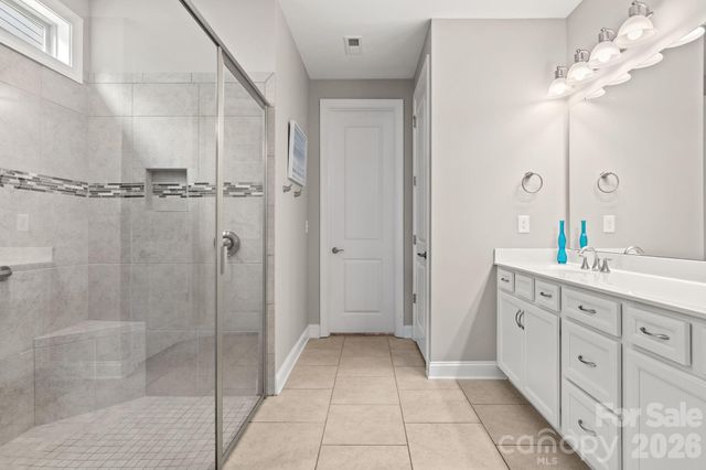 8416 Festival Way, Charlotte, NC 28215