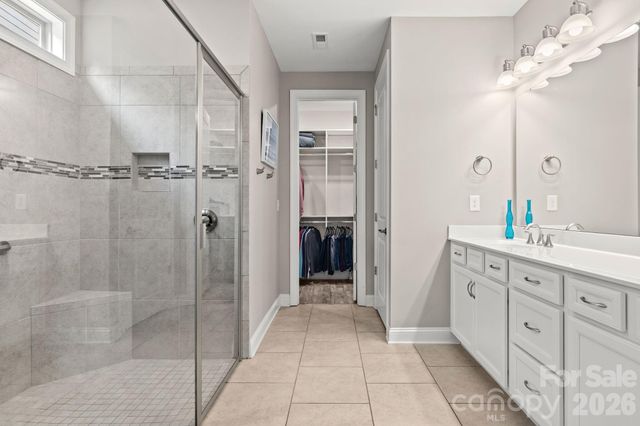 8416 Festival Way, Charlotte, NC 28215