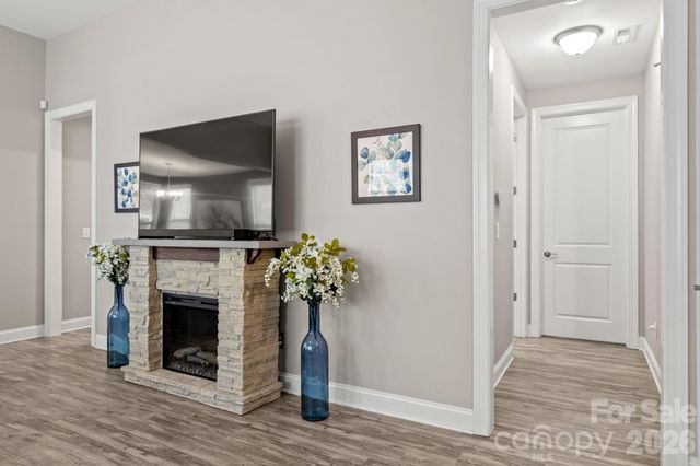 8416 Festival Way, Charlotte, NC 28215