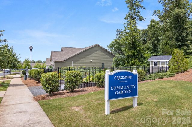 8416 Festival Way, Charlotte, NC 28215