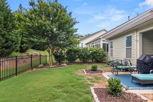 8416 Festival Way, Charlotte, NC 28215