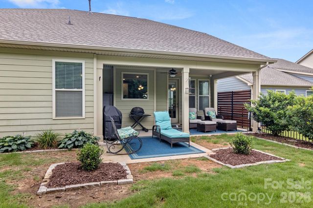 8416 Festival Way, Charlotte, NC 28215