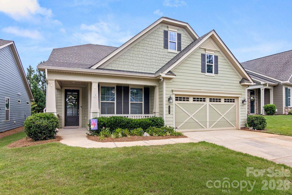 8416 Festival Way, Charlotte, NC 28215