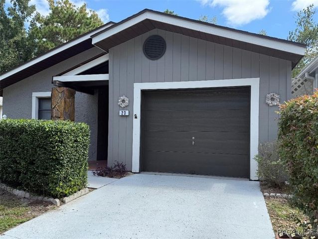 23 Dogwood Drive, Homosassa, FL 34446