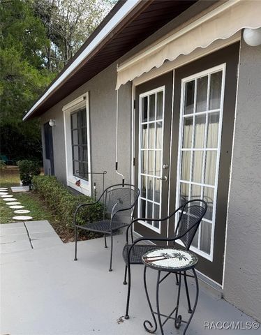 23 Dogwood Drive, Homosassa, FL 34446