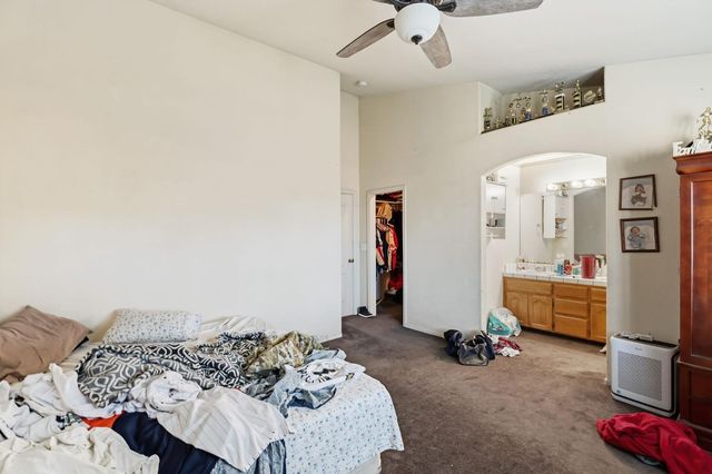 3525 S Martin Court, Visalia, CA 93277