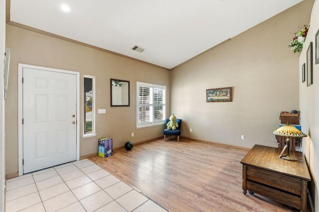 3525 S Martin Court, Visalia, CA 93277