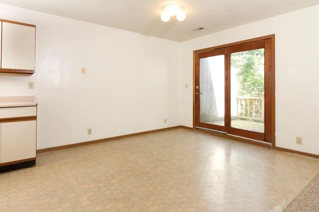 1910 Feronia Avenue, Saint Paul, MN 55104