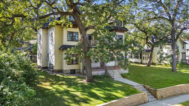 1910 Feronia Avenue, Saint Paul, MN 55104