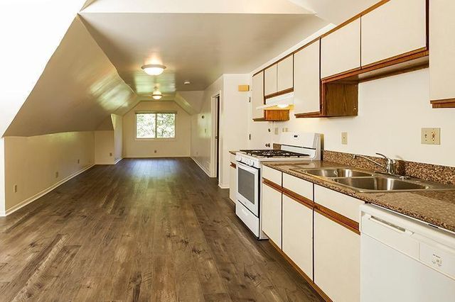 1910 Feronia Avenue, Saint Paul, MN 55104