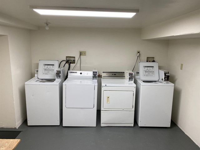 1910 Feronia Avenue, Saint Paul, MN 55104