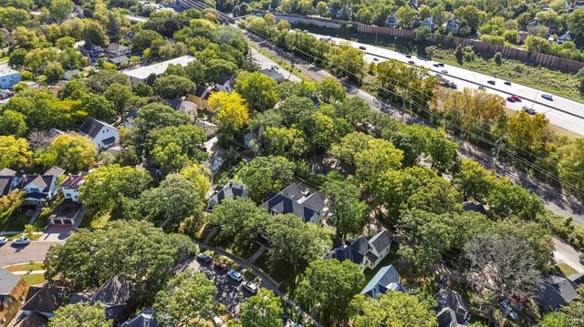 1910 Feronia Avenue, Saint Paul, MN 55104