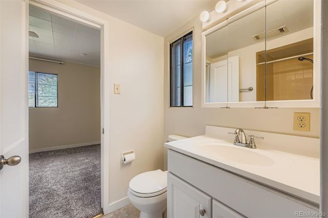 884 Troy Street, Aurora, CO 80011