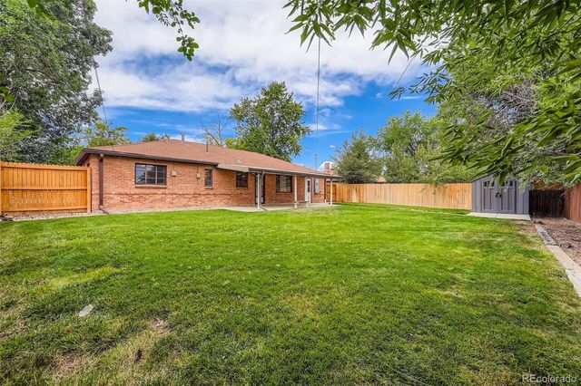 884 Troy Street, Aurora, CO 80011