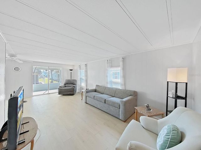 12501 ULMERTON ROAD 119, Largo, FL 33774