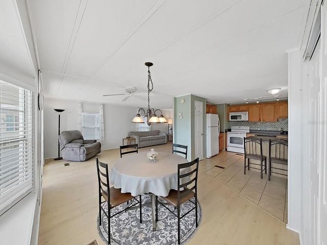 12501 ULMERTON ROAD 119, Largo, FL 33774