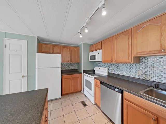 12501 ULMERTON ROAD 119, Largo, FL 33774