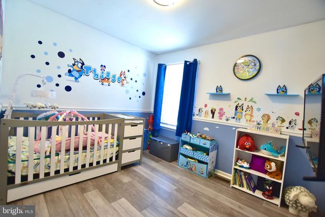 107 CRESCENT HOLLOW DR, Mantua, NJ 08051